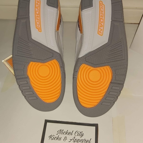 NEW! Air Jordan 3 retro laser orange w - Picture 6 of 7
